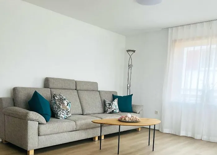 Panorama Apartment *